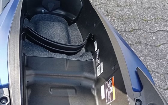 Gebrauchtmotorrad Honda Forza 350 - Bild 8