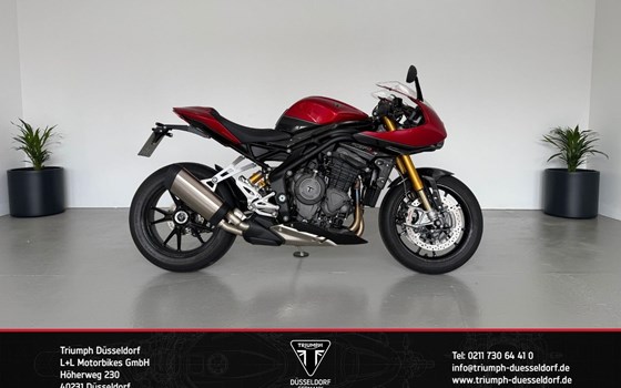 Gebrauchtmotorrad Triumph Speed Triple 1200 RR - Bild 1