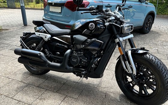 Gebrauchtmotorrad Benelli Leoncino Bobber 400 - Bild 1