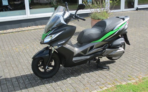 Gebrauchtmotorrad Kawasaki J300 - Bild 1
