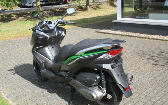 Gebrauchtmotorrad Kawasaki J300 - Bild 4
