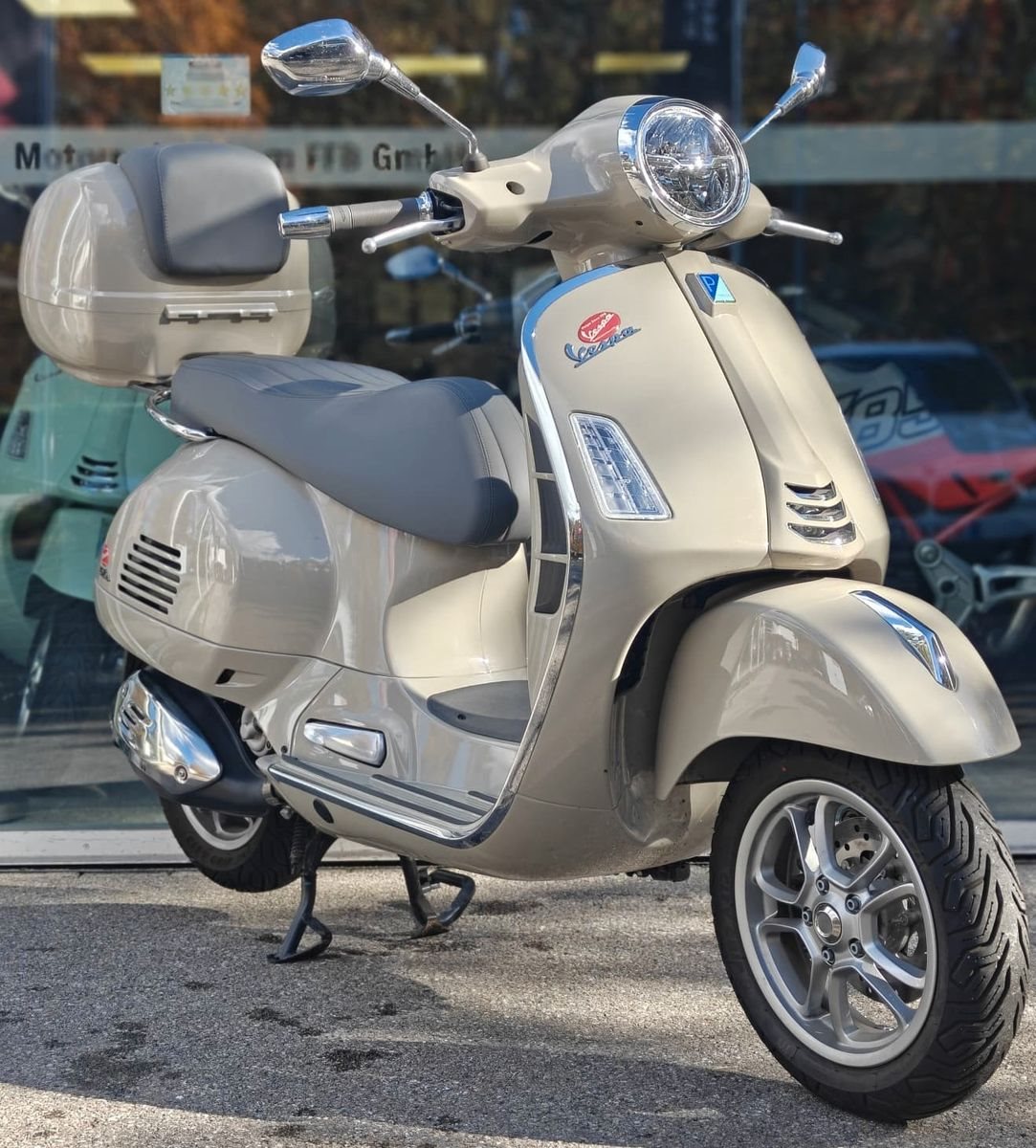 Vespa GTS 300 i.e.