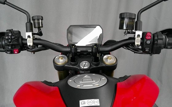 Neufahrzeug Ducati Hypermotard V2 - Bild 6