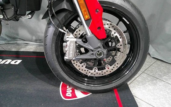 Neufahrzeug Ducati Hypermotard V2 - Bild 9