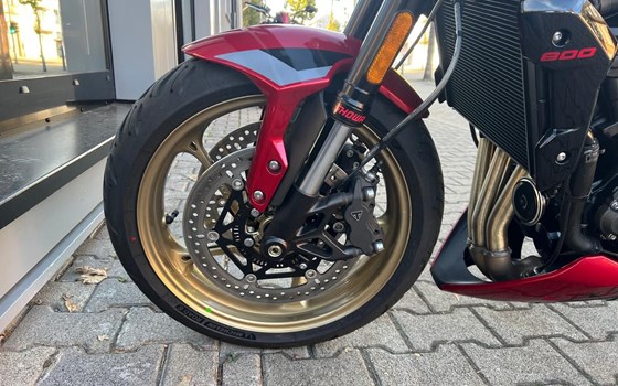 Gebrauchtmotorrad Triumph Trident 800 - Bild 10