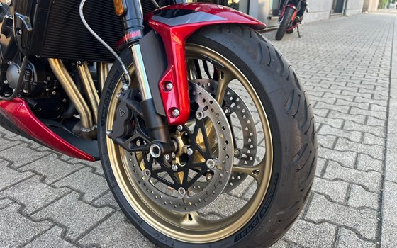 Gebrauchtmotorrad Triumph Trident 800 - Bild 13