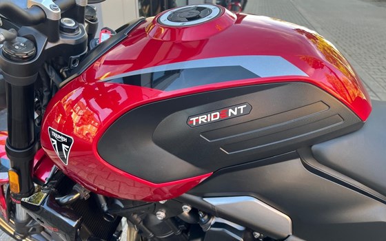 Gebrauchtmotorrad Triumph Trident 800 - Bild 7