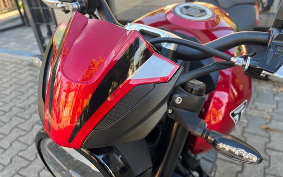 Gebrauchtmotorrad Triumph Trident 800 - Bild 9