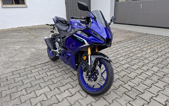 Gebrauchtmotorrad Yamaha YZF-R3 - Bild 1