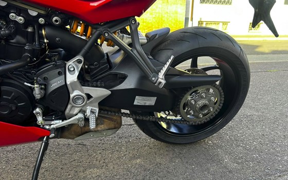 Gebrauchtmotorrad Ducati SuperSport 950 S - Bild 12