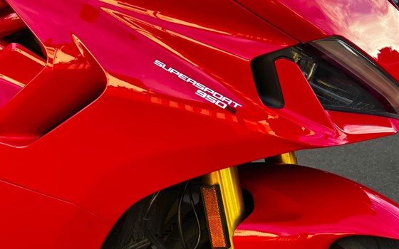 Gebrauchtmotorrad Ducati SuperSport 950 S - Bild 7