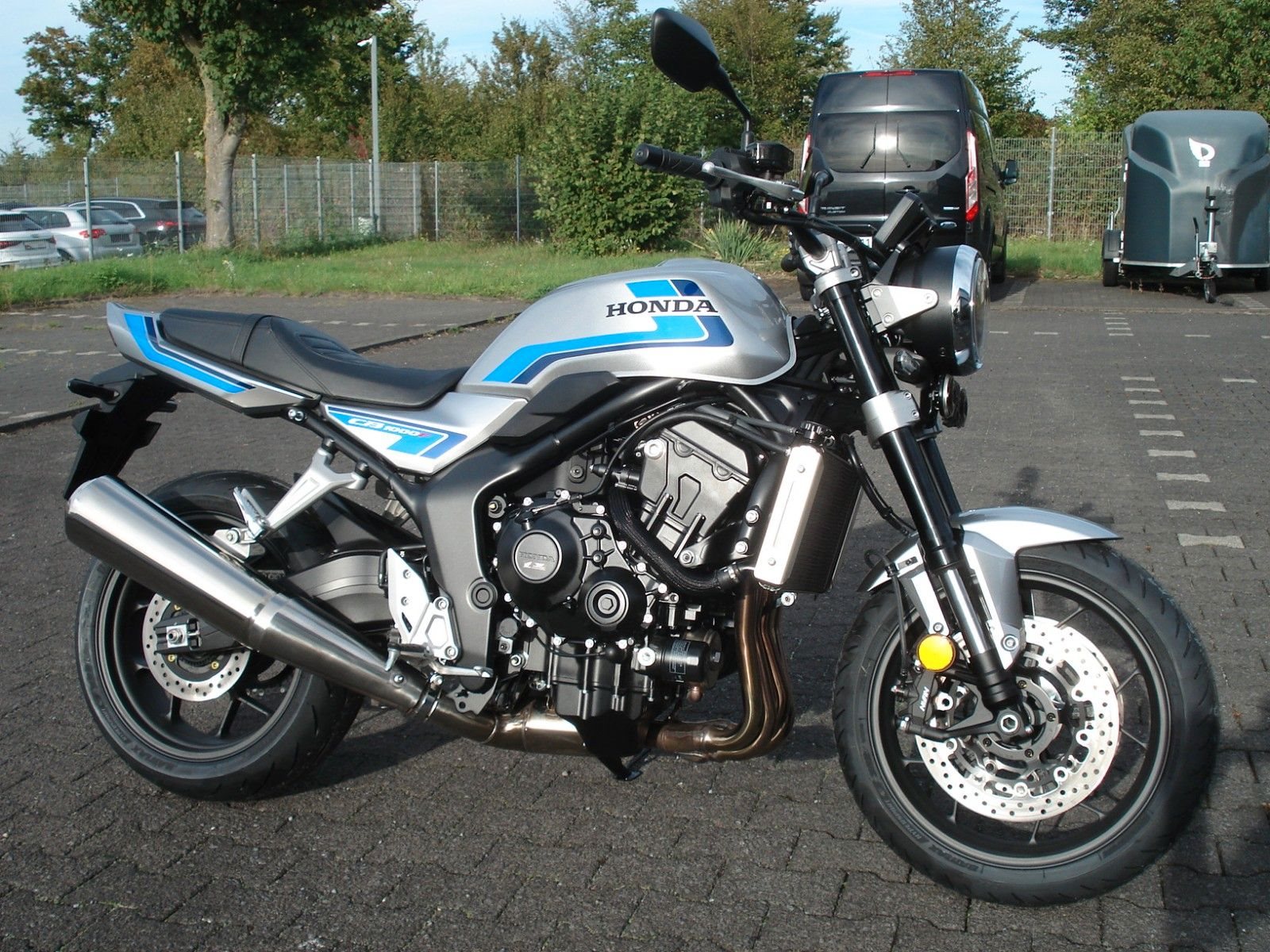 Honda CB1000F