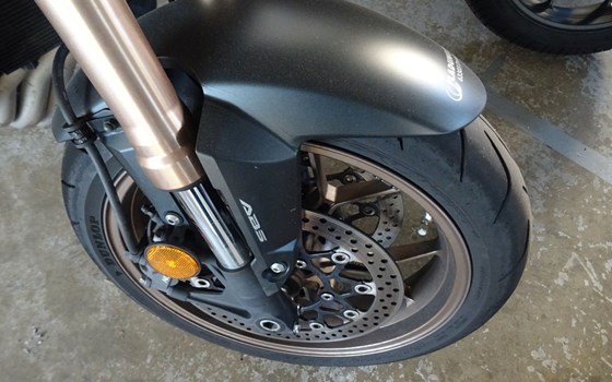 Gebrauchtmotorrad Honda CB650R - Bild 9
