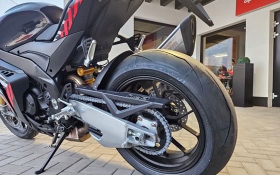 Neufahrzeug Aprilia RSV 4 Factory - Bild 10