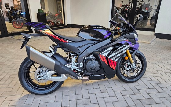 Neufahrzeug Aprilia RSV 4 Factory - Bild 13