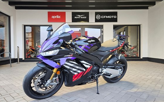 Neufahrzeug Aprilia RSV 4 Factory - Bild 2