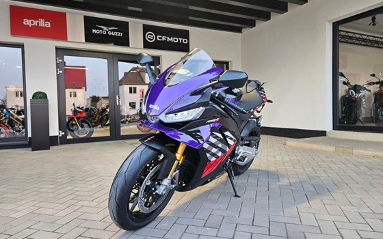Neufahrzeug Aprilia RSV 4 Factory - Bild 4