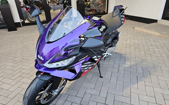 Neufahrzeug Aprilia RSV 4 Factory - Bild 5