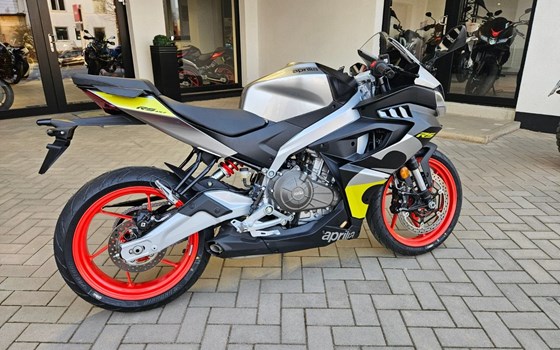 Neufahrzeug Aprilia RS 457 - Bild 11
