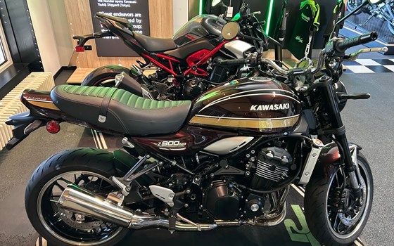 Gebrauchtmotorrad Kawasaki Z900 RS - Bild 1