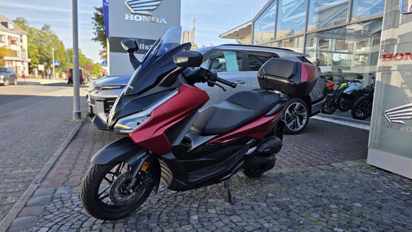 Honda Forza 125