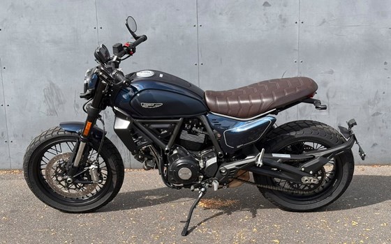 Gebrauchtmotorrad Ducati Scrambler Nightshift - Bild 5