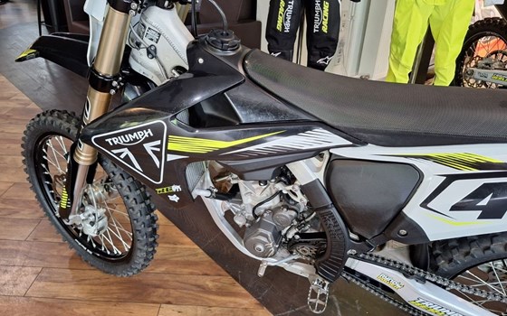 Gebrauchtmotorrad Triumph TF 250-X - Bild 3