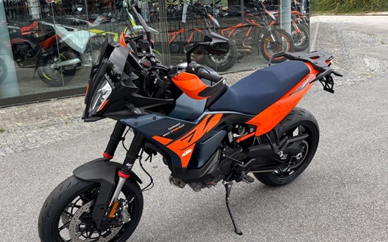 Neufahrzeug KTM 890 SMT - Bild 11