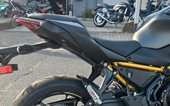 Gebrauchtmotorrad Kawasaki Z650 S - Bild 3