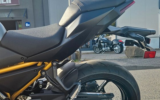 Gebrauchtmotorrad Kawasaki Z650 S - Bild 6