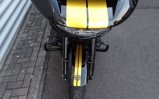 Gebrauchtmotorrad Harley-Davidson Road Glide FLTR - Bild 6