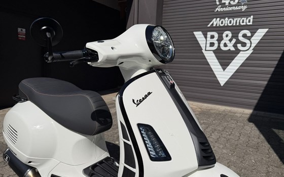 Gebrauchtmotorrad Vespa GTS 300 i.e. Super Sport - Bild 14