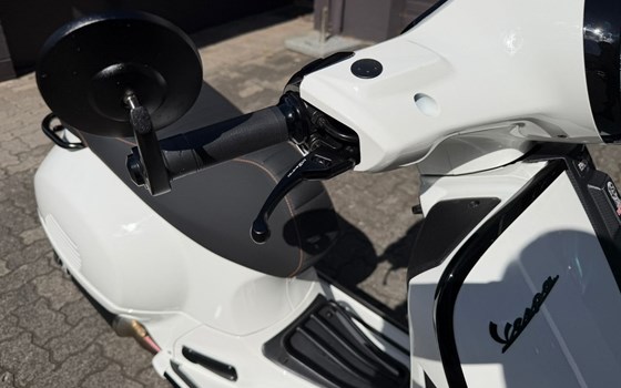 Gebrauchtmotorrad Vespa GTS 300 i.e. Super Sport - Bild 15