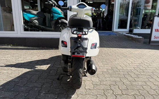 Gebrauchtmotorrad Vespa GTS 300 i.e. Super Sport - Bild 4