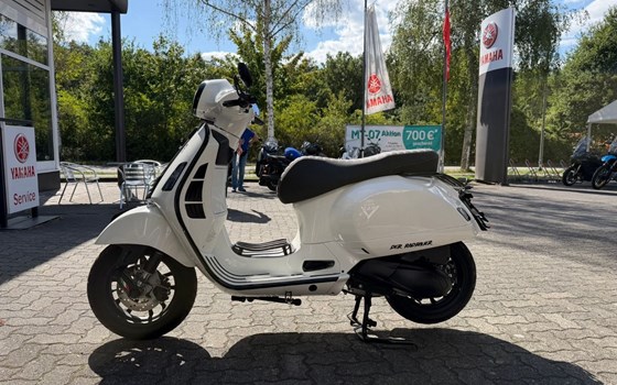 Gebrauchtmotorrad Vespa GTS 300 i.e. Super Sport - Bild 6
