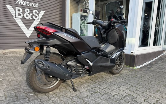 Gebrauchtmotorrad Yamaha XMAX 125 Tech MAX - Bild 3