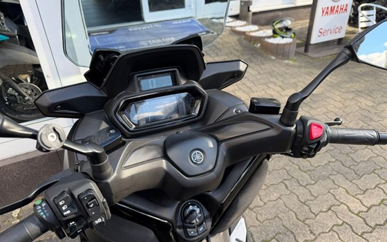 Gebrauchtmotorrad Yamaha XMAX 125 Tech MAX - Bild 9