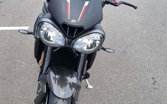 Gebrauchtmotorrad Triumph Speed Triple RS - Bild 3