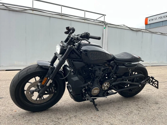 Harley-Davidson Sportster S RH1250S (schwarz) - Bild 12