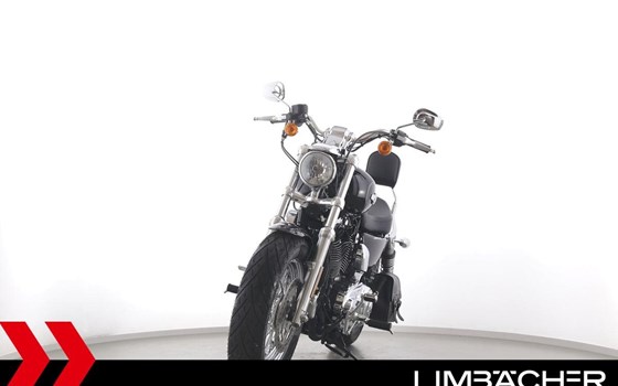 Gebrauchtmotorrad Harley-Davidson Sportster XL 1200C Custom - Bild 3