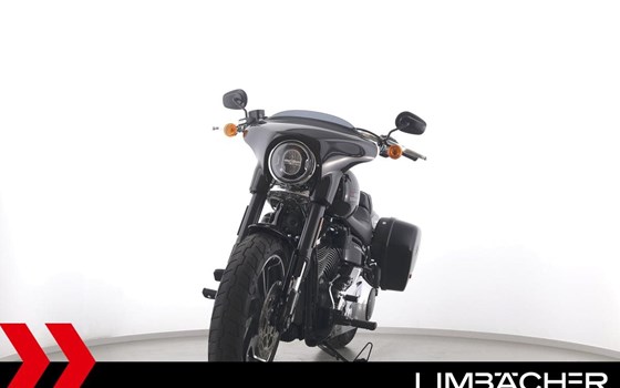 Gebrauchtmotorrad Harley-Davidson Softail Sport Glide FLSB - Bild 3