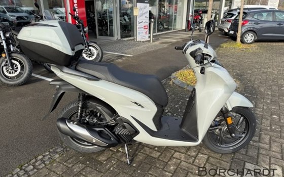 Gebrauchtmotorrad Honda SH125i - Bild 2