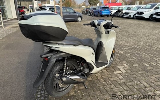 Gebrauchtmotorrad Honda SH125i - Bild 3