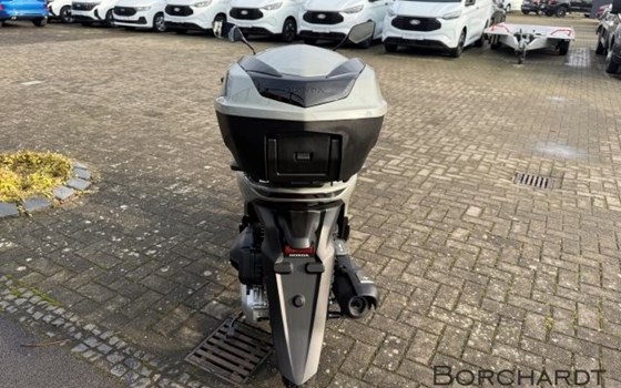 Gebrauchtmotorrad Honda SH125i - Bild 4