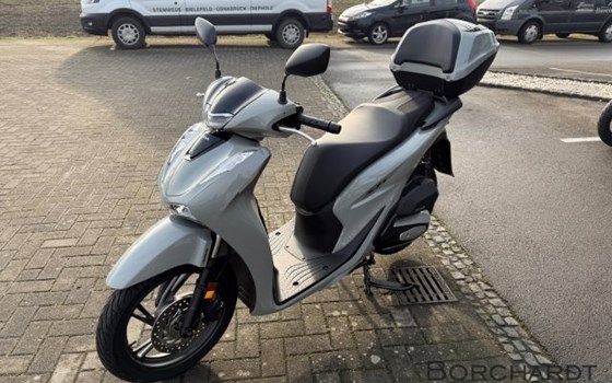 Gebrauchtmotorrad Honda SH125i - Bild 7