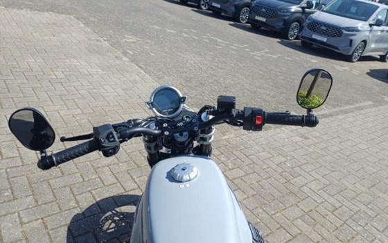 Neufahrzeug Moto Guzzi V7 Sport - Bild 10