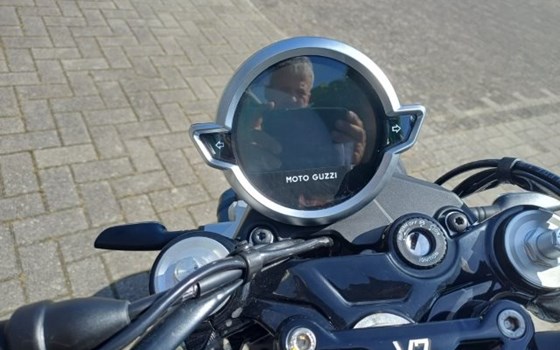 Neufahrzeug Moto Guzzi V7 Sport - Bild 12
