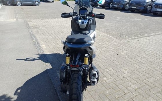 Neufahrzeug Aprilia SR GT 400 - Bild 5