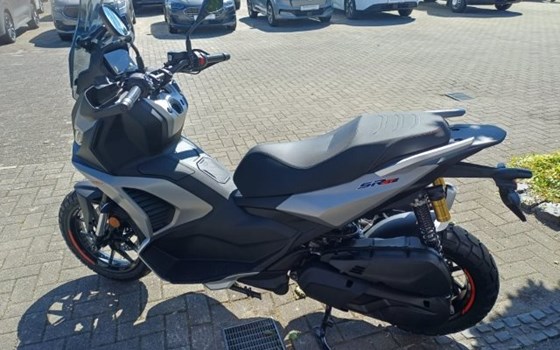 Neufahrzeug Aprilia SR GT 400 - Bild 7