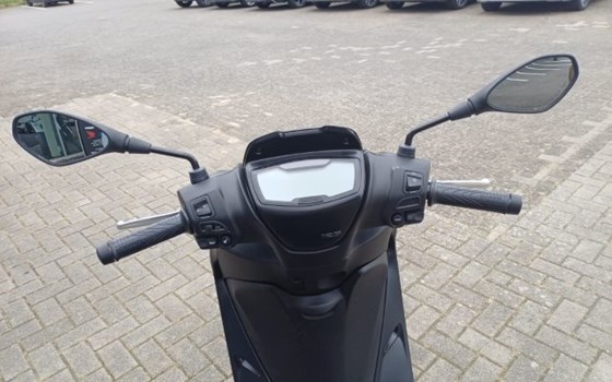 Neufahrzeug Piaggio Medley 125 S - Bild 10